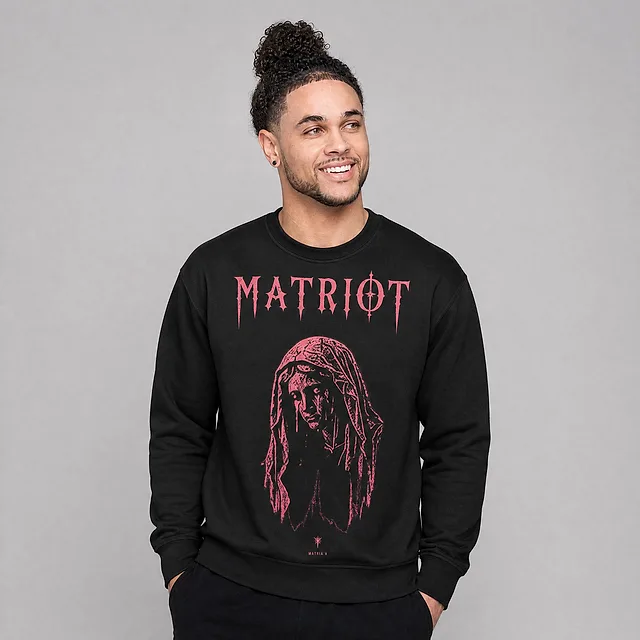 MATRIOT Crewneck on model