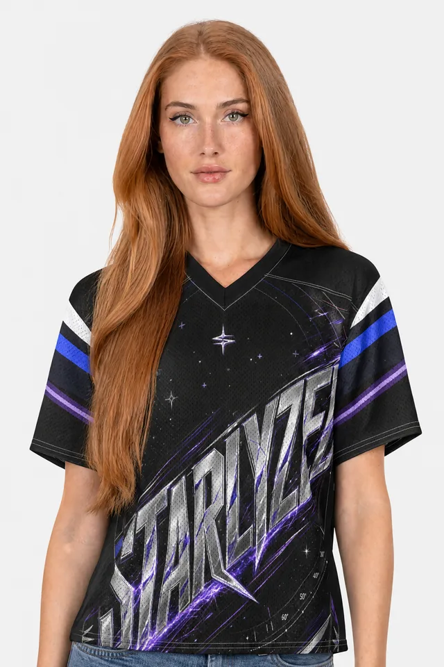 The Unbound 360 Jersey on model
